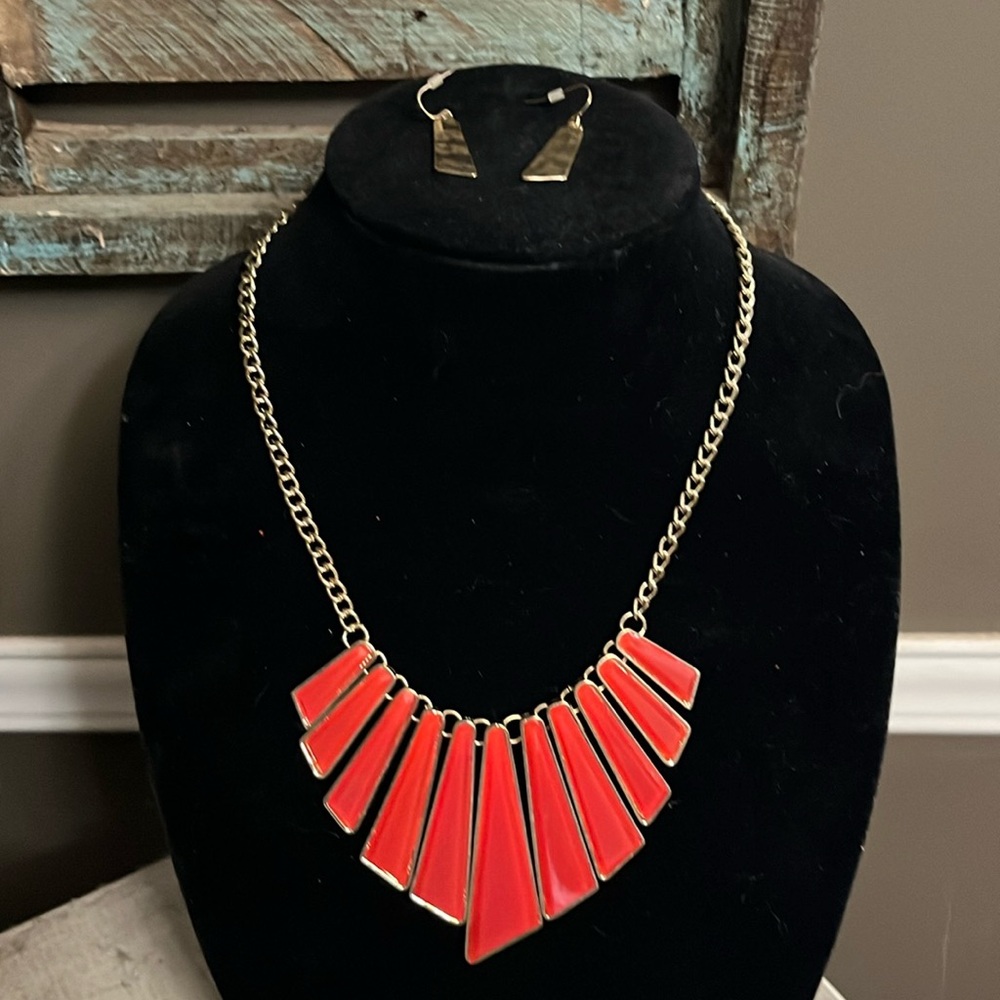 Necklace & Earring Set